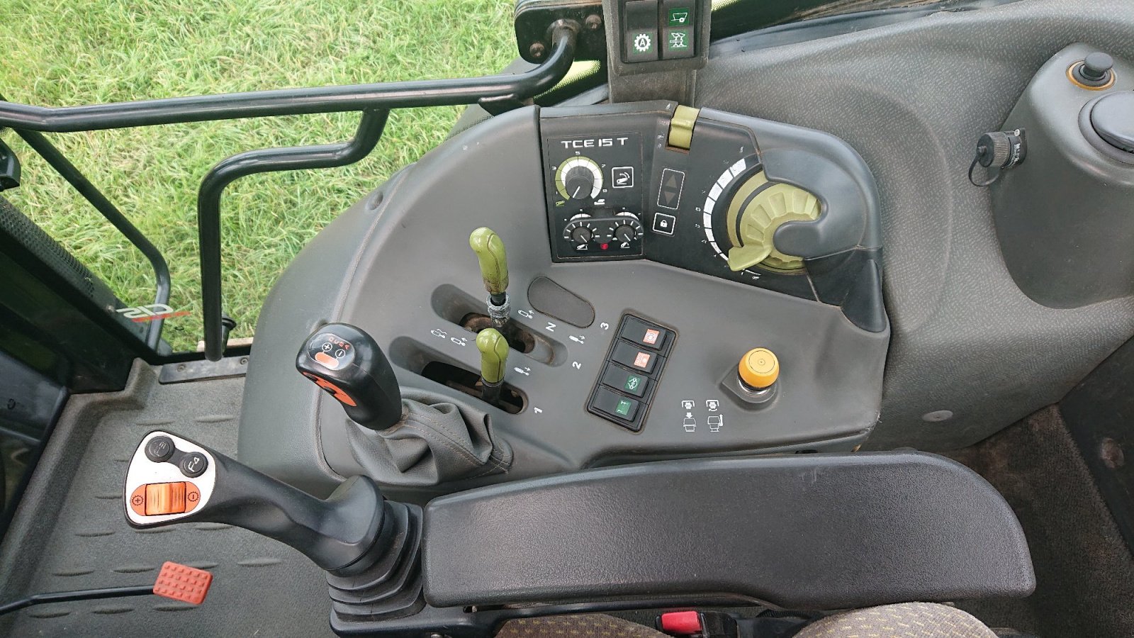 Traktor des Typs CLAAS Arion 430 CIS, Gebrauchtmaschine in Schwabach (Bild 3)