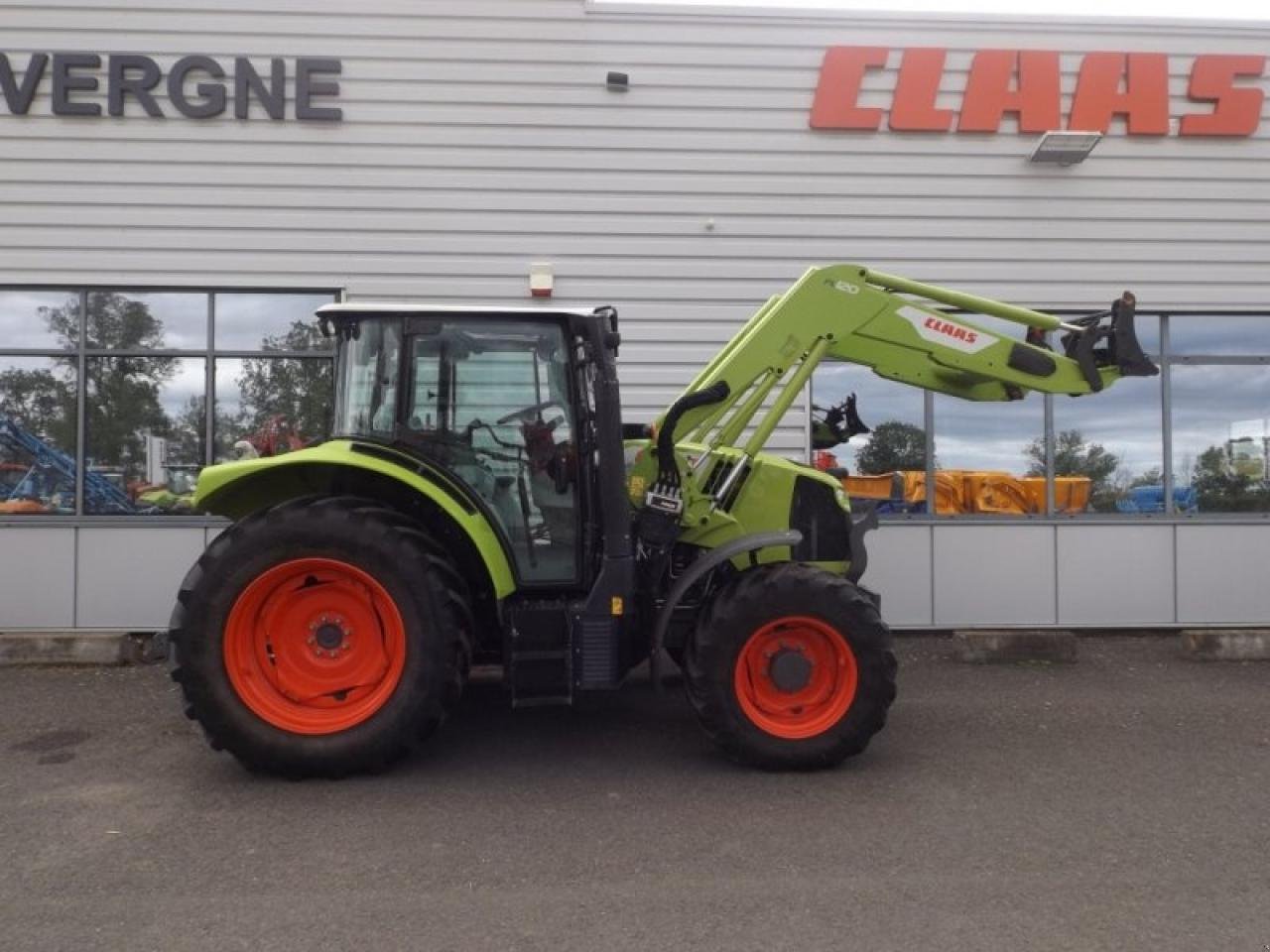 Traktor del tipo CLAAS arion 430 mr business, Gebrauchtmaschine en SAULZET (Imagen 5)