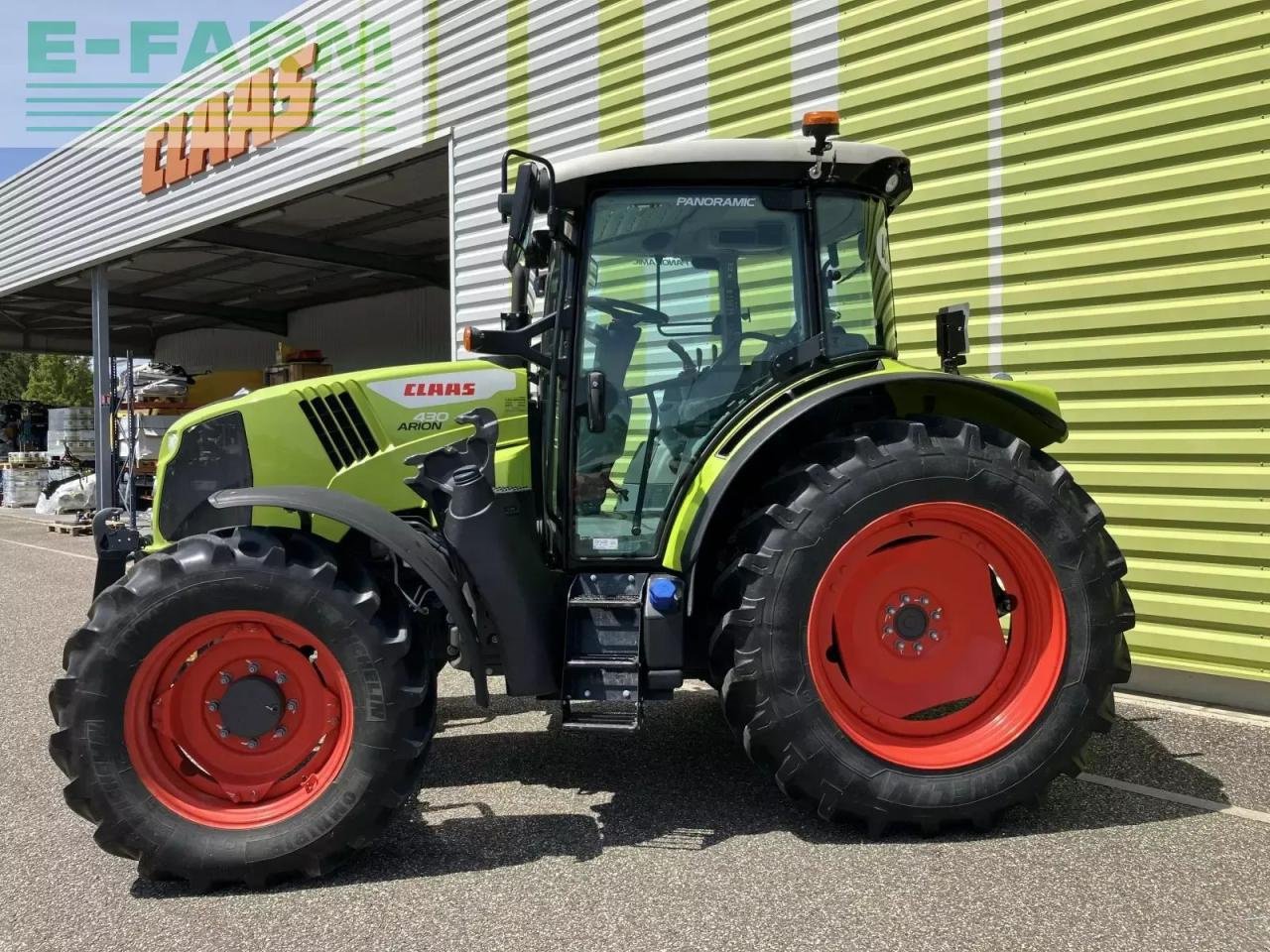 Traktor типа CLAAS arion 430 panoramic + batis mx, Gebrauchtmaschine в AILLAS (33 - GIRONDE) (Фотография 2)