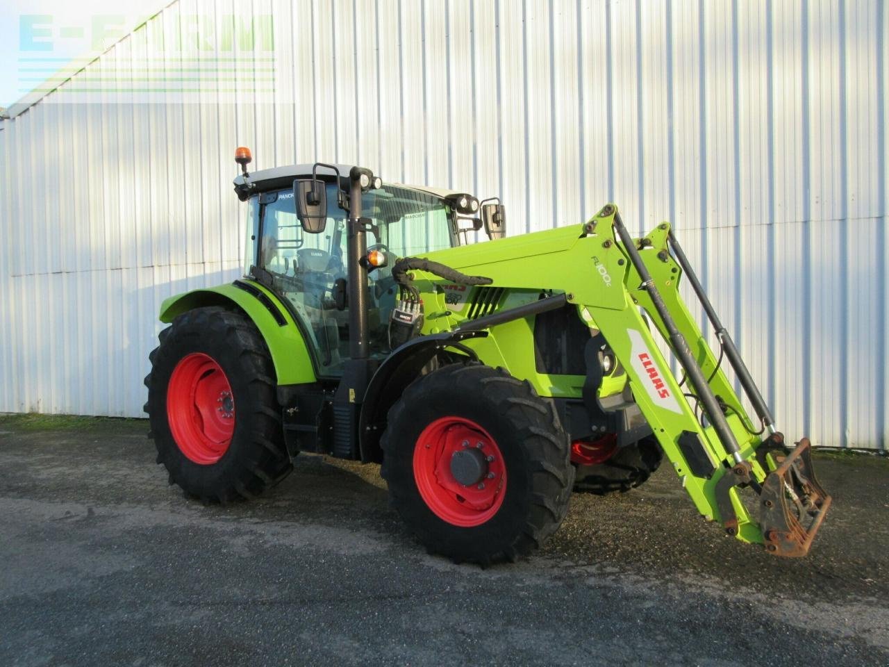 Traktor des Typs CLAAS arion 430 panoramic + fl 100 c, Gebrauchtmaschine in PLOUIGNEAU (Bild 3)