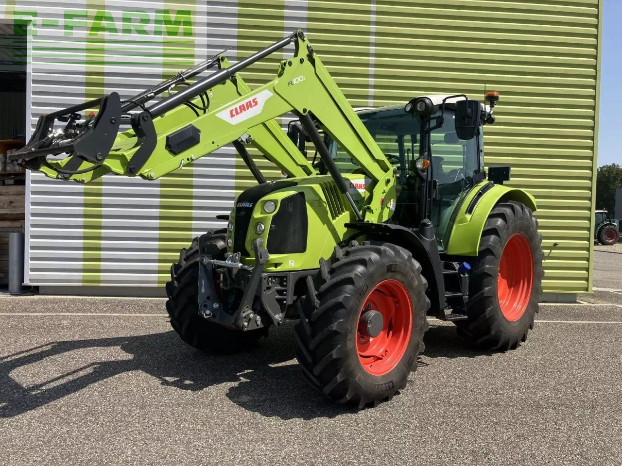 Traktor типа CLAAS arion 430 panoramic + fl 100 c, Gebrauchtmaschine в AILLAS (33 - GIRONDE) (Фотография 1)