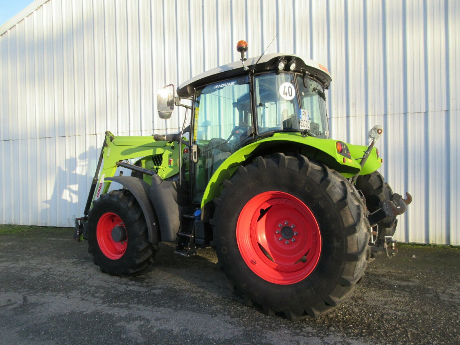 Traktor typu CLAAS ARION 430 PANORAMIC + FL 100 C, Gebrauchtmaschine v PLOUIGNEAU (Obrázek 2)