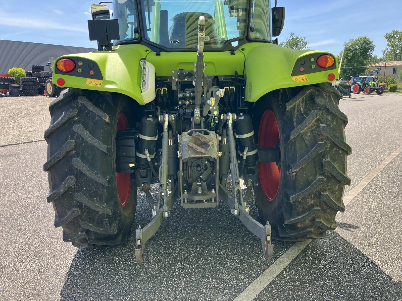 Traktor typu CLAAS ARION 430 PANORAMIC + FL 100 C, Gebrauchtmaschine v AILLAS (Obrázek 2)