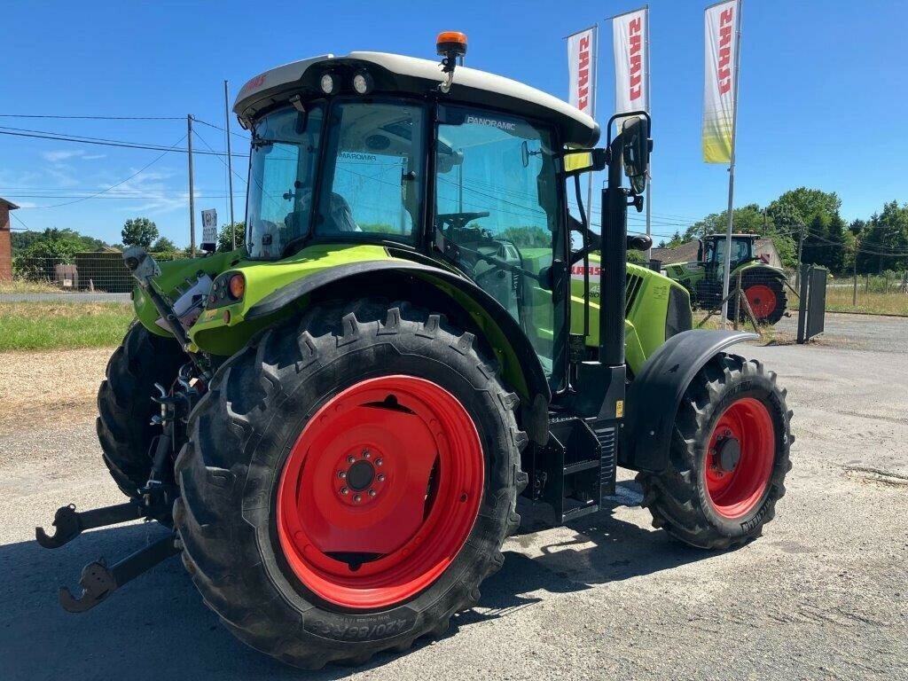 Traktor des Typs CLAAS ARION 430 PANORAMIC, Gebrauchtmaschine in Gardonne (Bild 3)