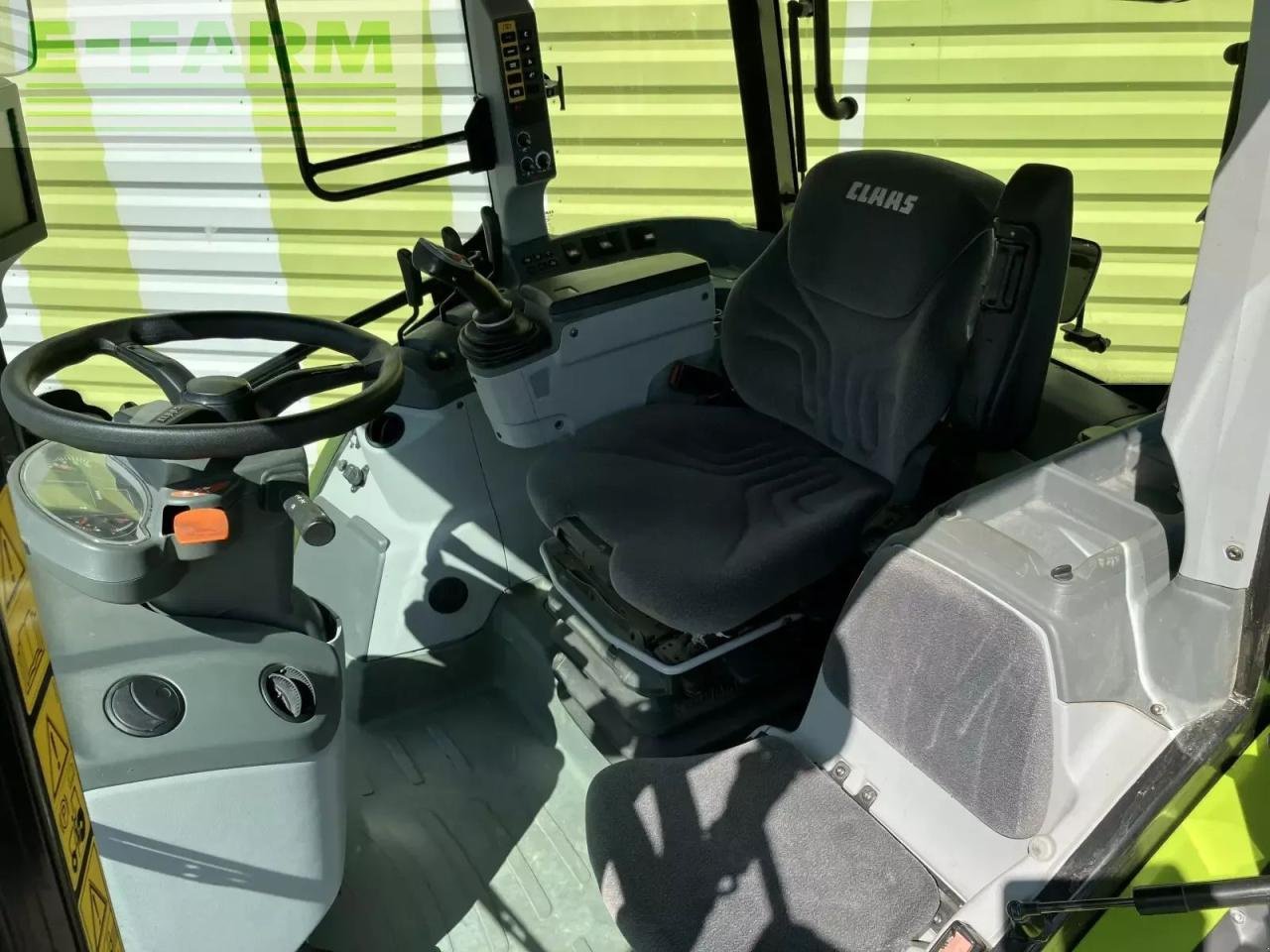 Traktor del tipo CLAAS arion 430 proactiv, Gebrauchtmaschine en AILLAS (33 - GIRONDE) (Imagen 7)