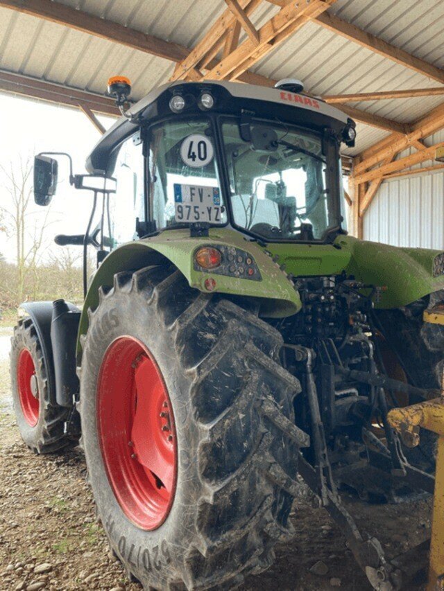 Traktor типа CLAAS ARION 430 SUR MESURE P240, Gebrauchtmaschine в CHATEAU GAILLARD (Фотография 3)
