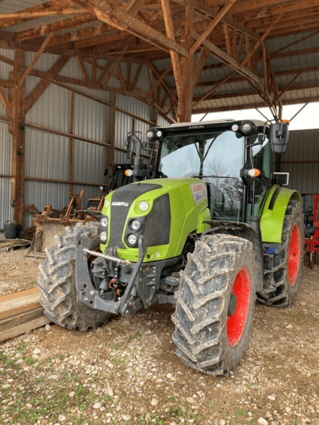 Traktor типа CLAAS ARION 430 SUR MESURE P240, Gebrauchtmaschine в CHATEAU GAILLARD (Фотография 1)