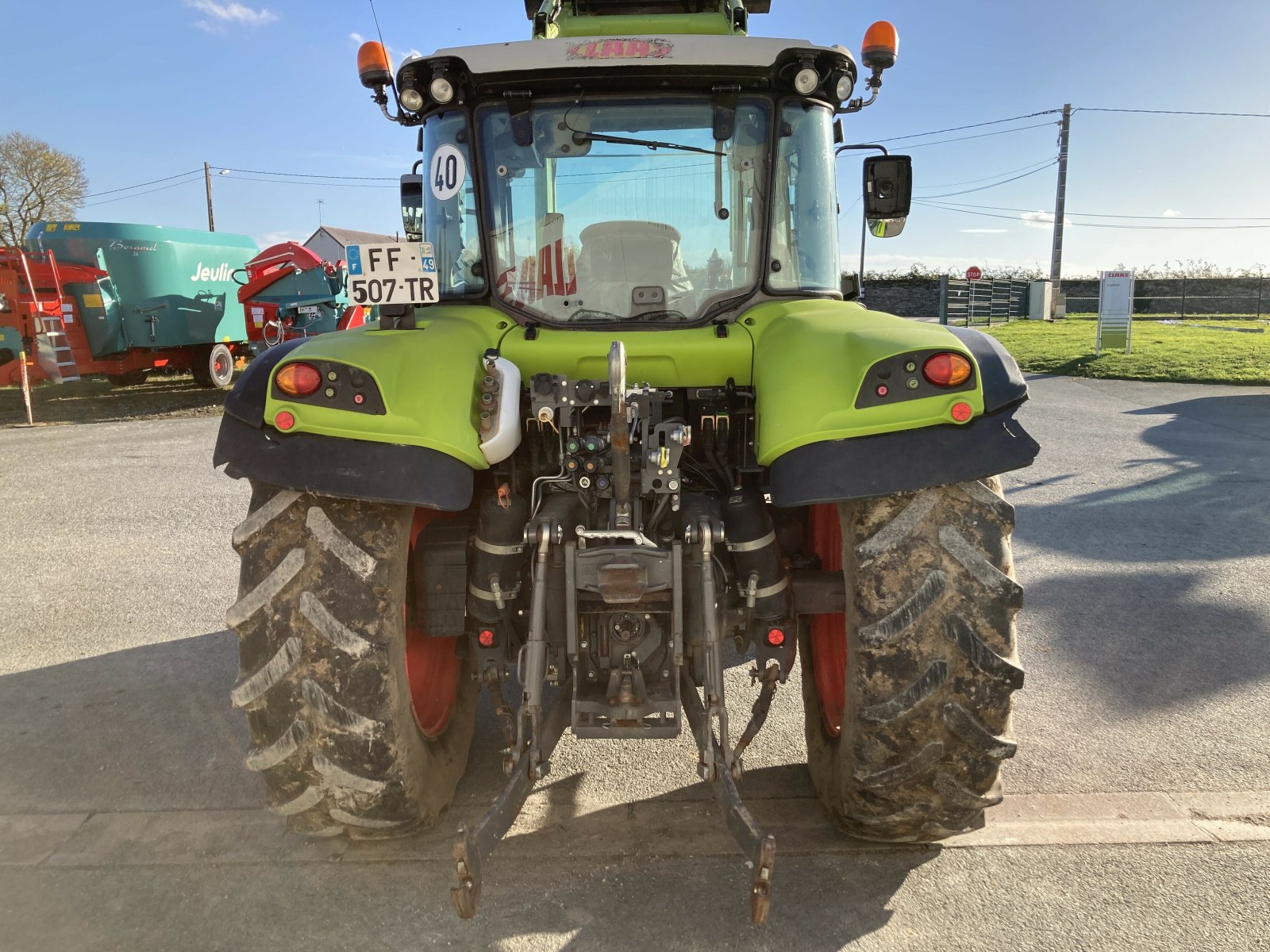 Traktor του τύπου CLAAS ARION 430 SUR MESURE, Gebrauchtmaschine σε ST CLEMENT DE LA PLACE (Φωτογραφία 4)