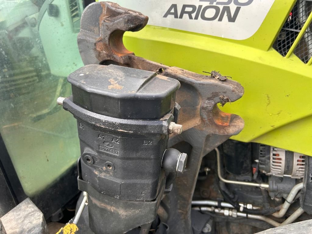 Traktor des Typs CLAAS ARION 430, Gebrauchtmaschine in JOSSELIN (Bild 10)