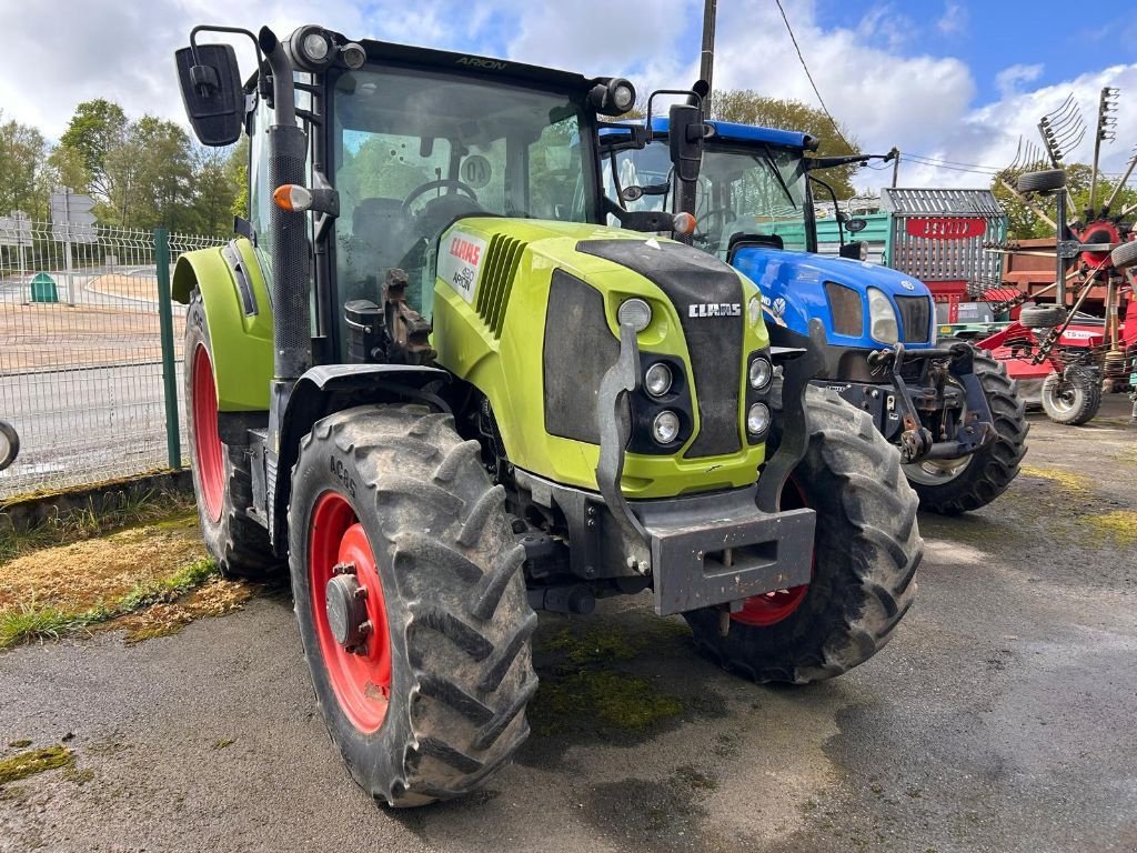 Traktor des Typs CLAAS ARION 430, Gebrauchtmaschine in JOSSELIN (Bild 1)
