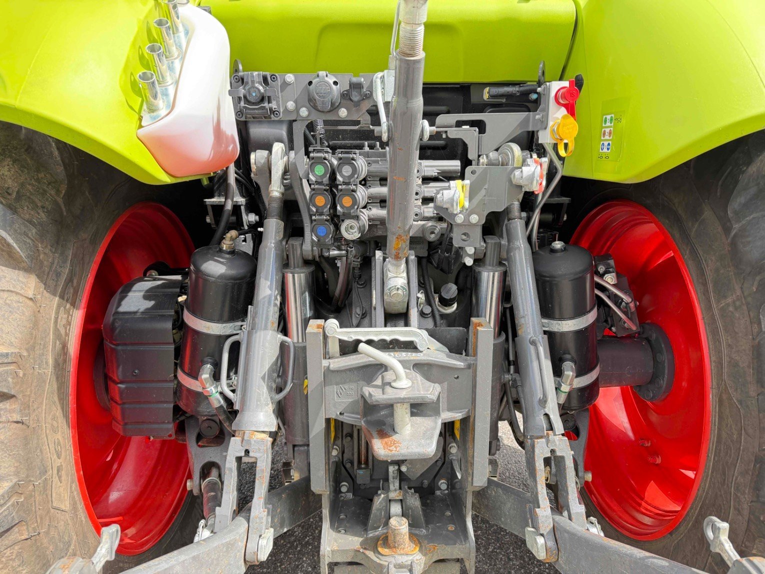 Traktor типа CLAAS ARION 430, Gebrauchtmaschine в SAINT GAUDENS (Фотография 10)