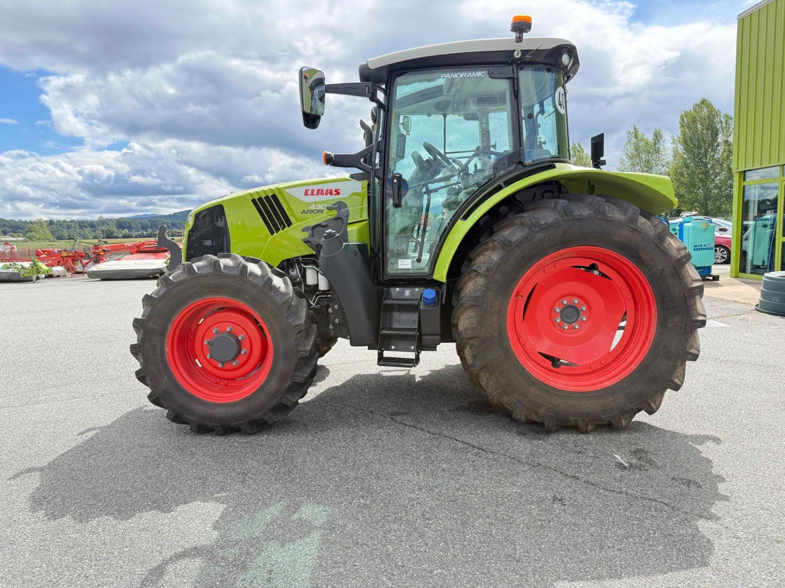 Traktor a típus CLAAS ARION 430, Gebrauchtmaschine ekkor: SAINT GAUDENS (Kép 10)