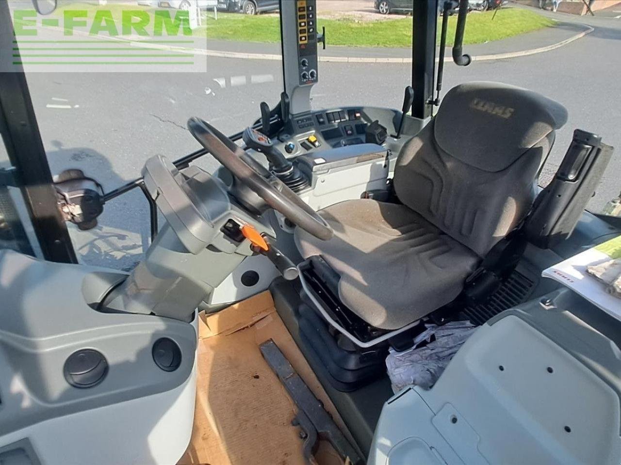 Traktor typu CLAAS ARION 430, Gebrauchtmaschine v PENRITH (Obrázek 9)