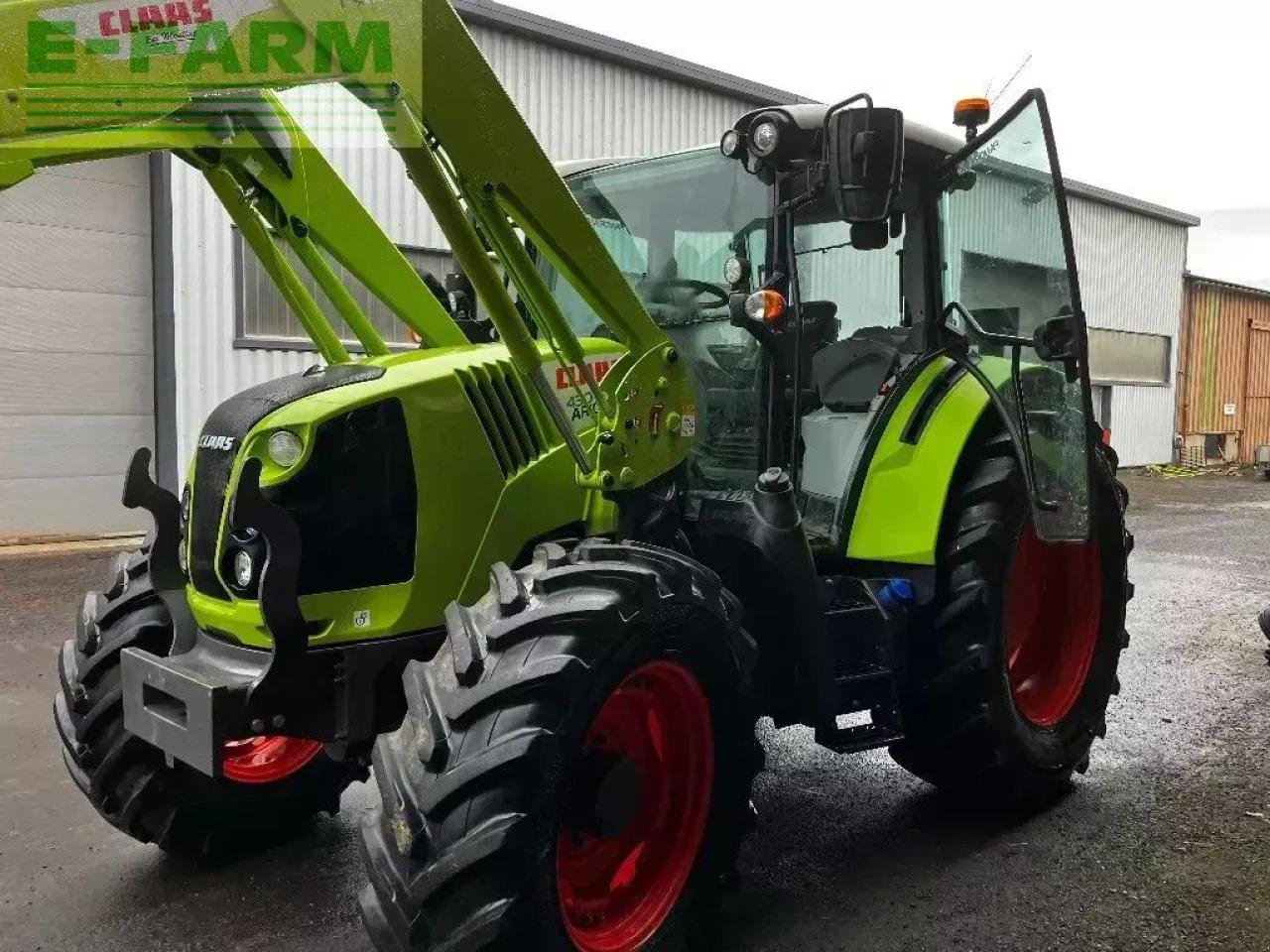 Traktor типа CLAAS arion 430, Gebrauchtmaschine в SAINTE-GENEVIÈVE-SUR-ARGENCE (Фотография 2)