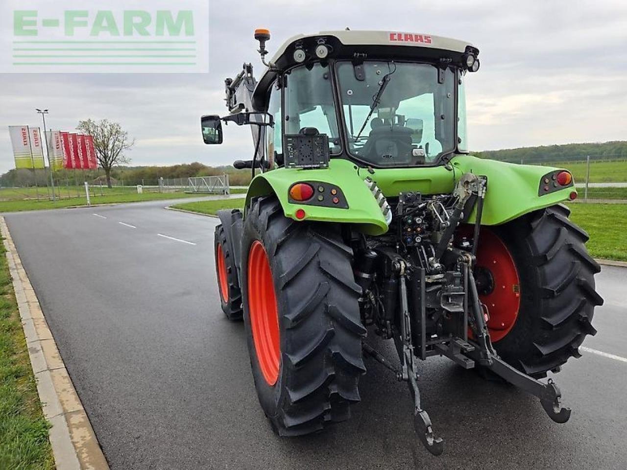 Traktor типа CLAAS arion 430, Gebrauchtmaschine в KOŠKA (Фотография 8)
