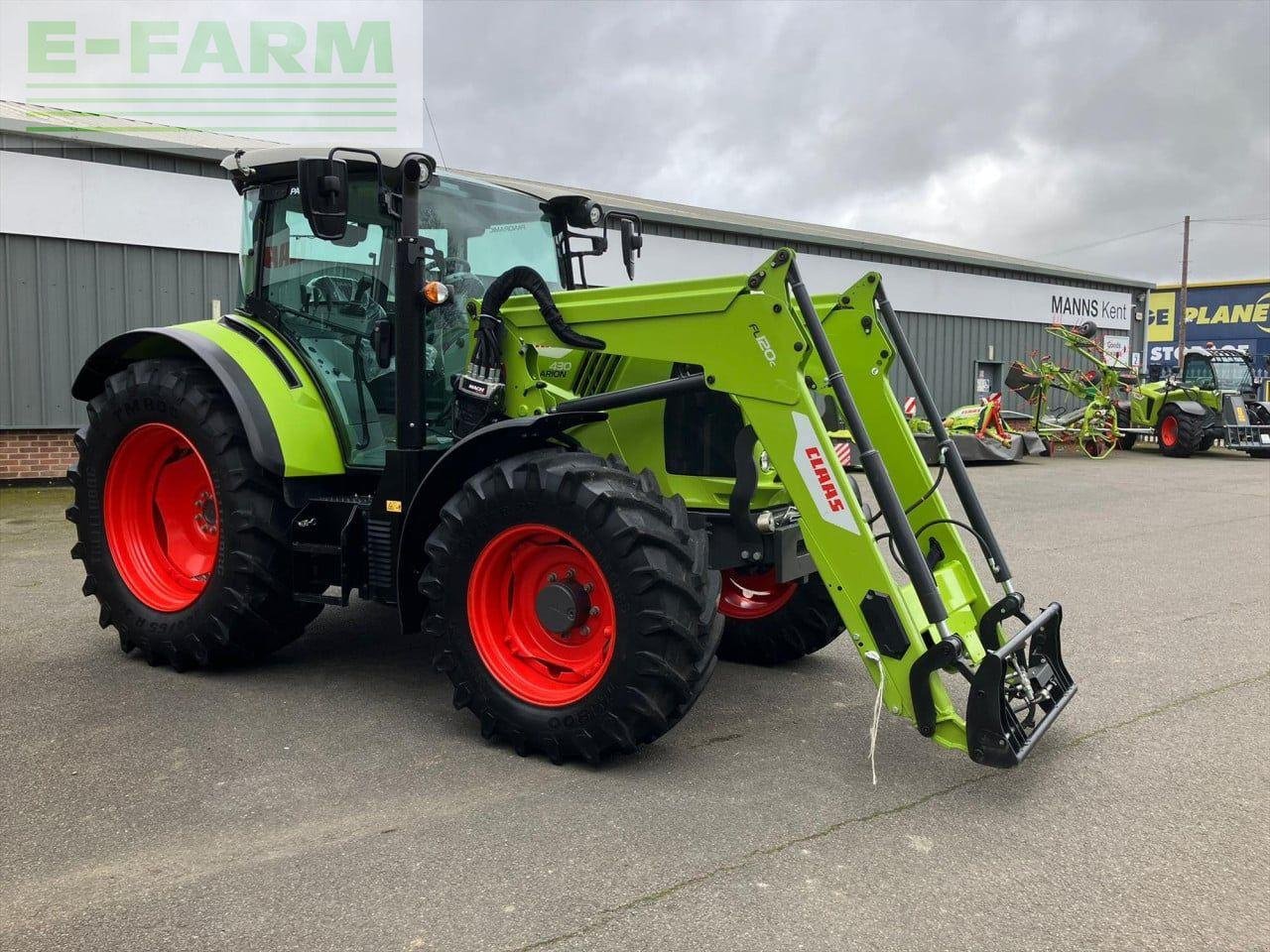 Traktor του τύπου CLAAS ARION 430, Gebrauchtmaschine σε SUFFOLK (Φωτογραφία 3)