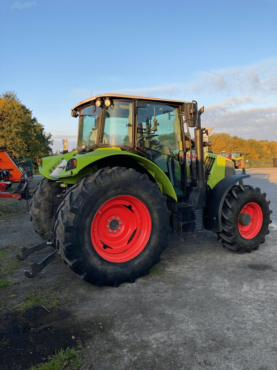 Traktor tipa CLAAS ARION 430, Gebrauchtmaschine u Plestan (Slika 2)