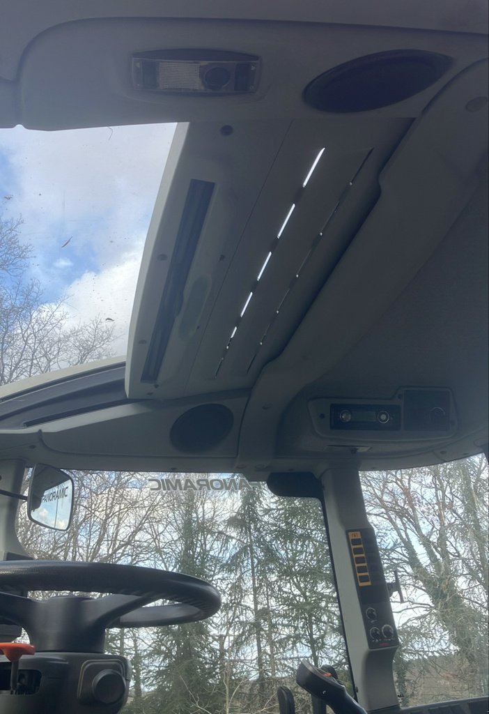 Traktor du type CLAAS ARION 430, Gebrauchtmaschine en MORLHON LE HAUT (Photo 9)