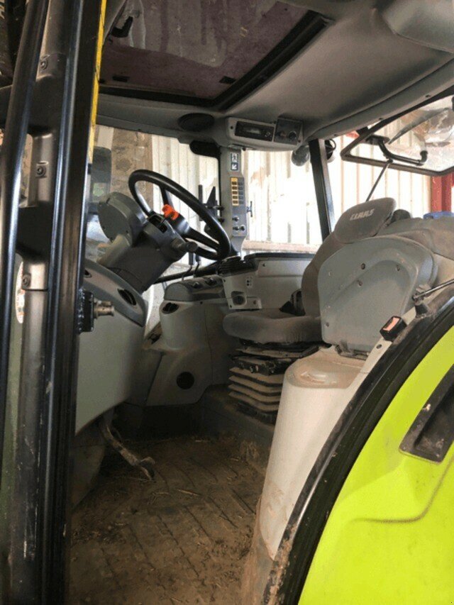 Traktor типа CLAAS ARION 430, Gebrauchtmaschine в Paray-le-monial (Фотография 6)