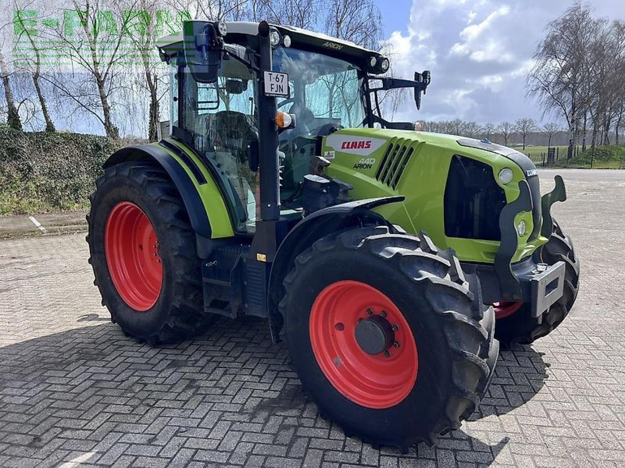 Traktor van het type CLAAS arion 440 cis+, Gebrauchtmaschine in ag BROEKLAND (Foto 8)