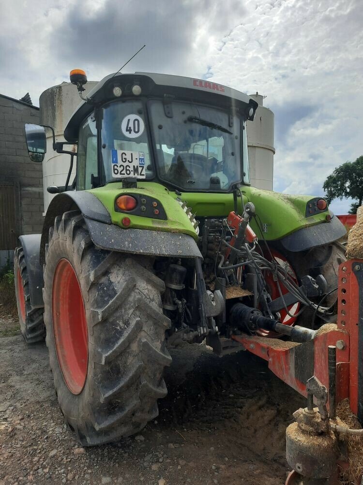 Traktor a típus CLAAS ARION 440 CIS PANORAMIC, Gebrauchtmaschine ekkor: Charnay-lès-macon (Kép 4)