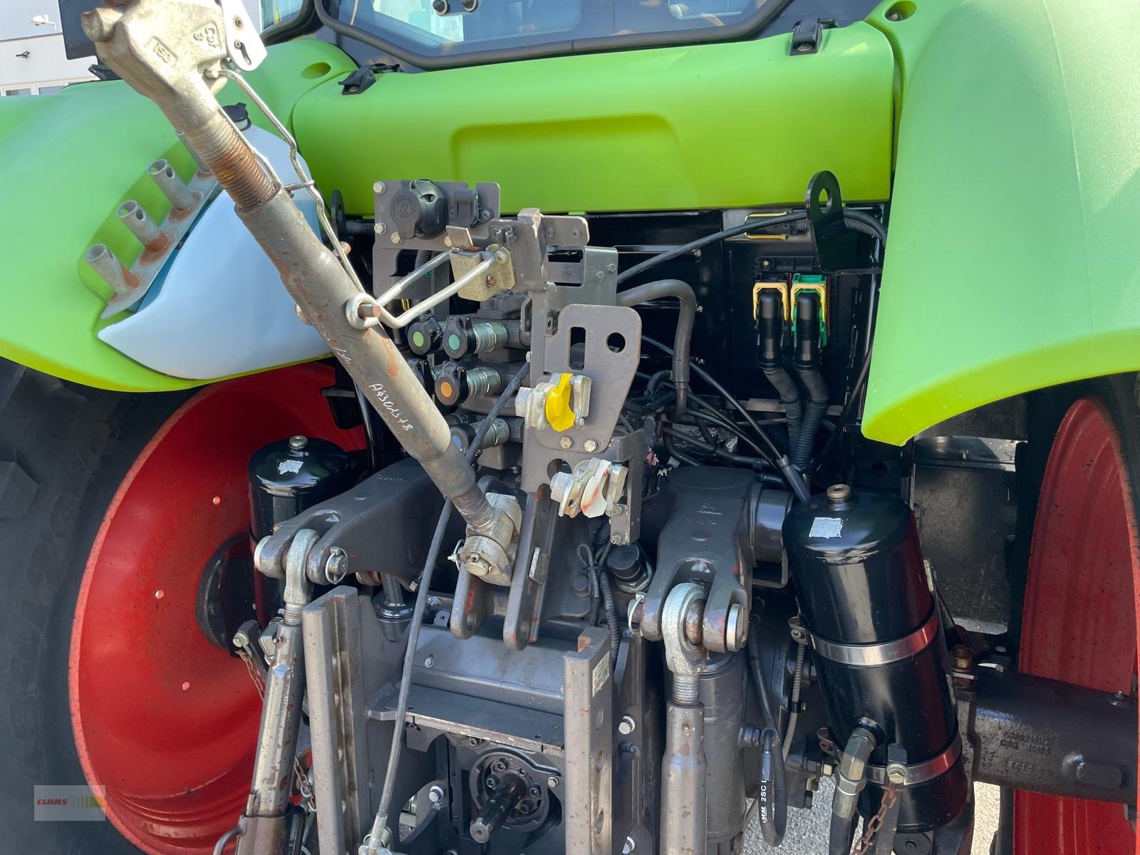 Traktor a típus CLAAS Arion 440 CIS Panoramic, Gebrauchtmaschine ekkor: Langenau (Kép 18)