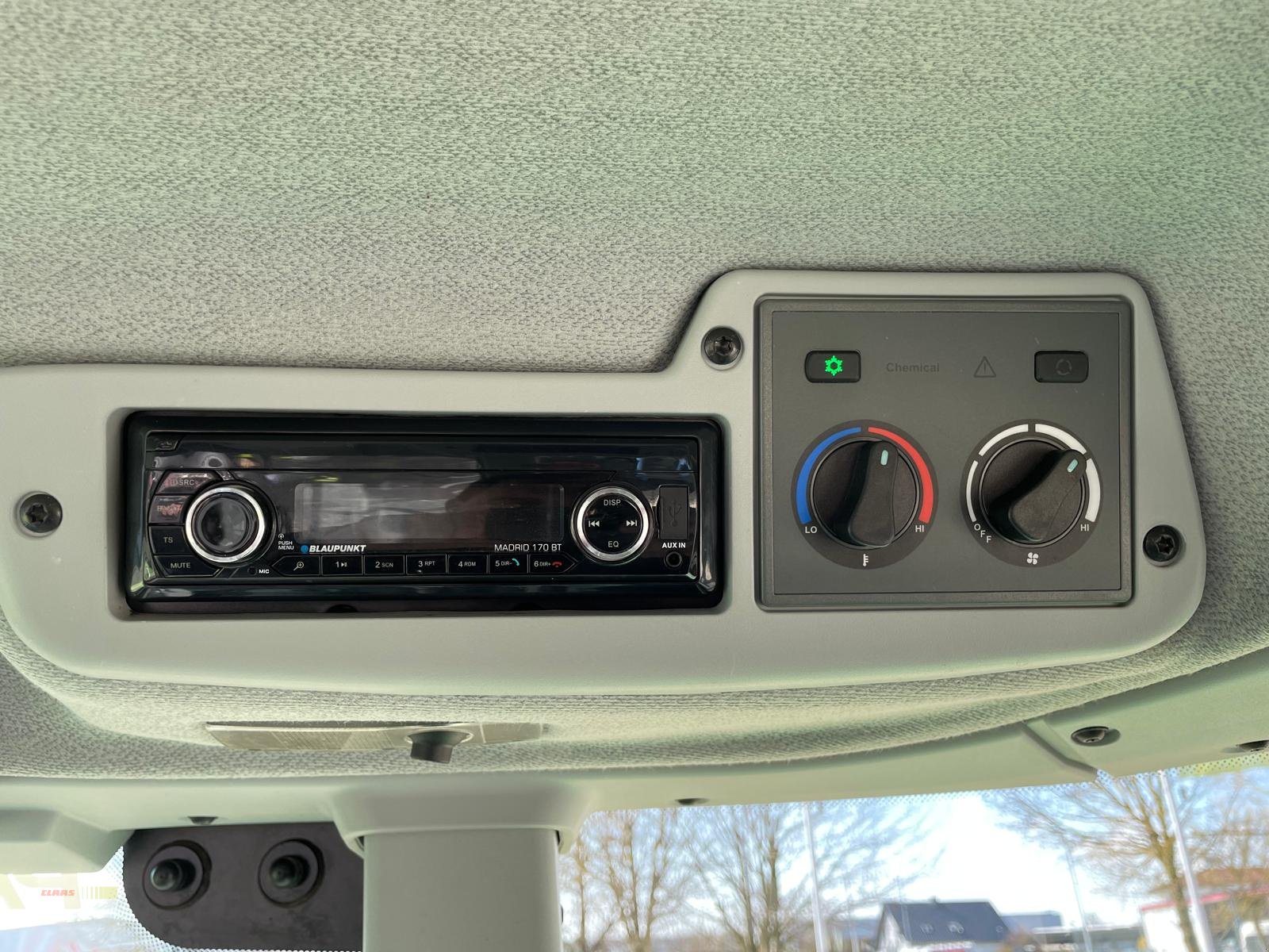 Traktor a típus CLAAS Arion 440 CIS Panoramic, Gebrauchtmaschine ekkor: Langenau (Kép 28)