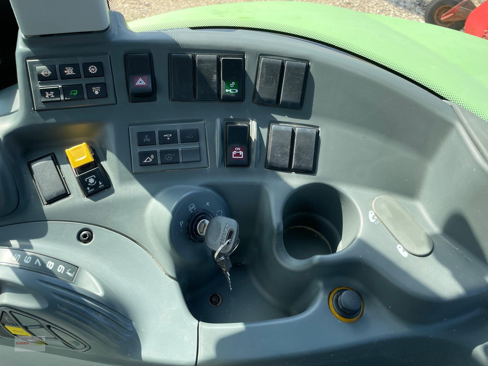 Traktor a típus CLAAS Arion 440 CIS Panoramic, Gebrauchtmaschine ekkor: Langenau (Kép 29)