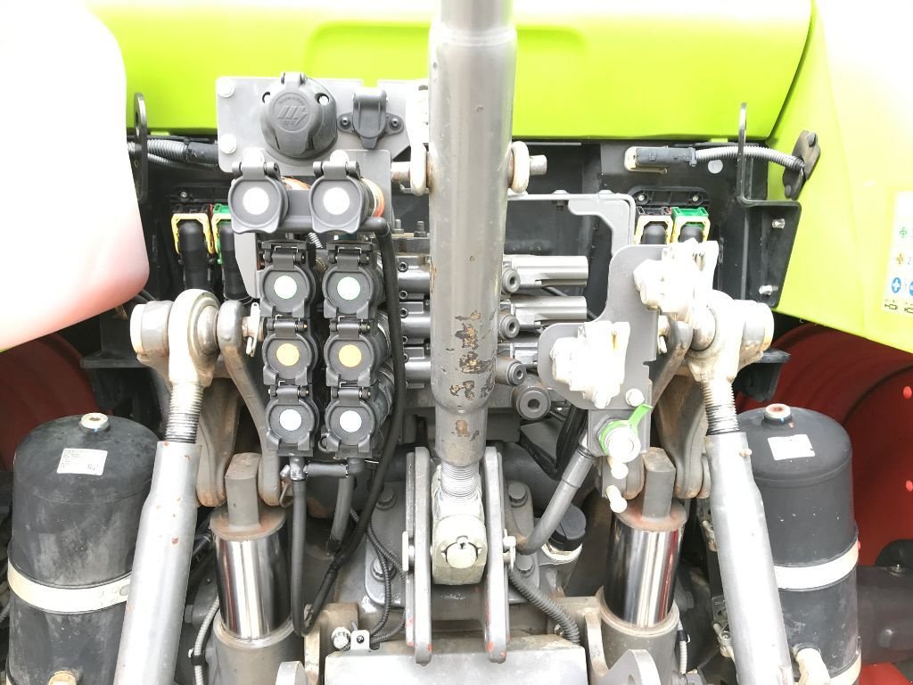 Traktor tipa CLAAS ARION 440 CIS, Gebrauchtmaschine u MORLHON LE HAUT (Slika 9)