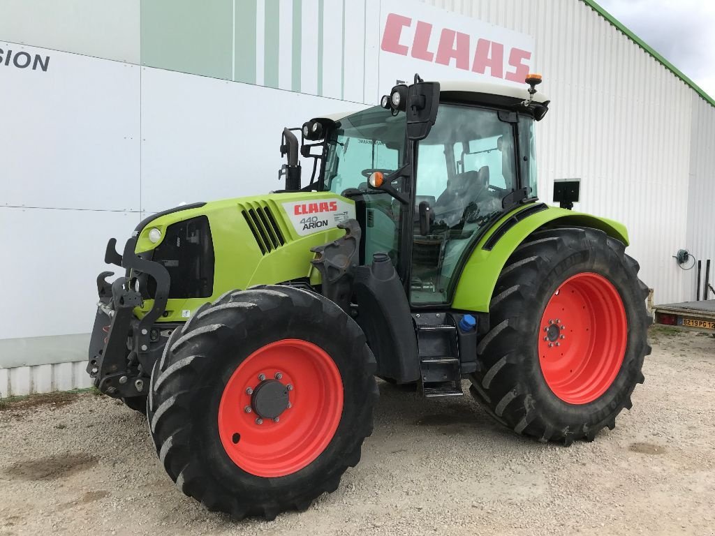 Traktor tipa CLAAS ARION 440 CIS, Gebrauchtmaschine u MORLHON LE HAUT (Slika 3)