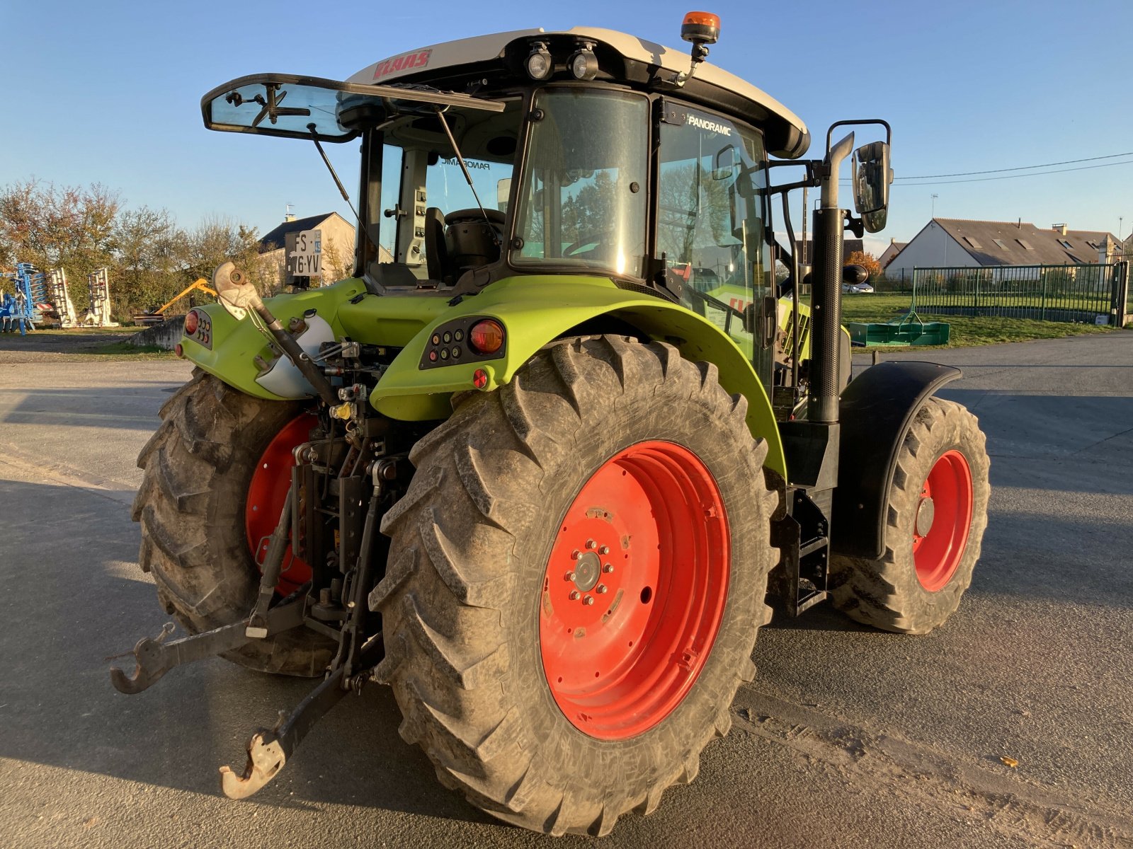 Traktor typu CLAAS ARION 440 MR ADVANCE, Gebrauchtmaschine v ST CLEMENT DE LA PLACE (Obrázek 11)