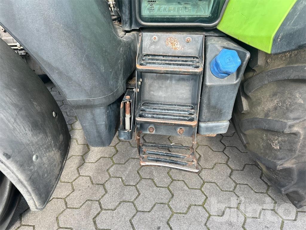 Traktor of the type CLAAS Arion 440 Panoramic CIS, Gebrauchtmaschine in Düsseldorf (Picture 8)