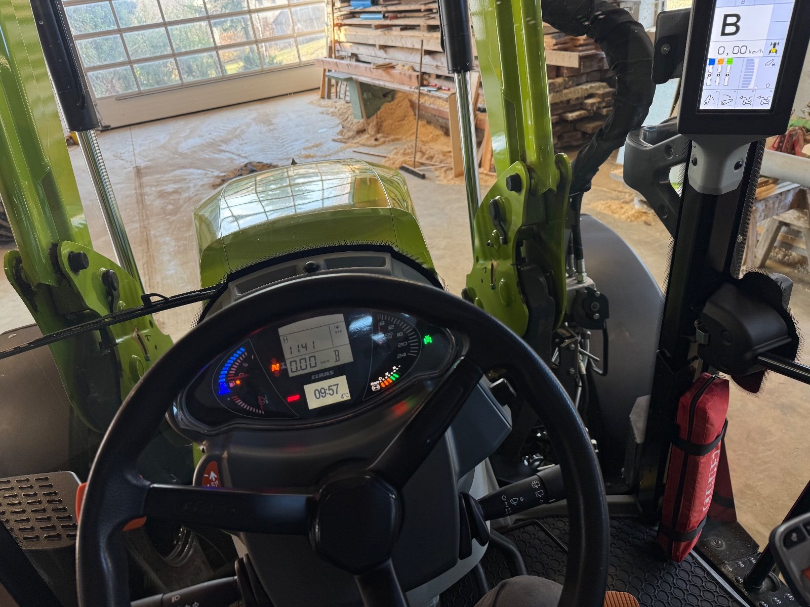 Traktor Türe ait CLAAS Arion 440 Panoramic, Gebrauchtmaschine içinde Schauenstein (resim 14)