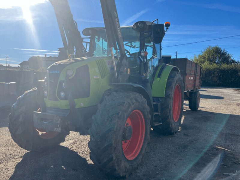 Traktor za tip CLAAS ARION 440 SUR MESURE, Gebrauchtmaschine u Feurs (Slika 1)