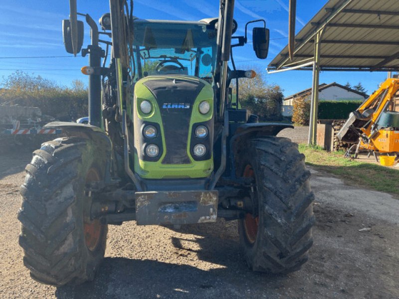 Traktor typu CLAAS ARION 440 SUR MESURE, Gebrauchtmaschine v Feurs (Obrázek 4)