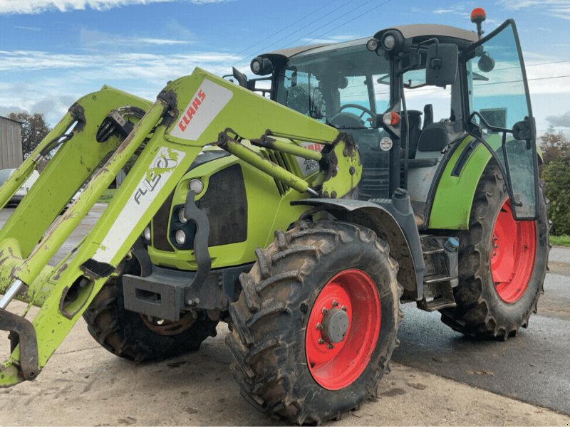 Traktor typu CLAAS ARION 440 T4F, Gebrauchtmaschine v Plestan (Obrázek 1)