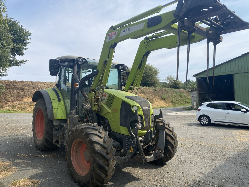 Traktor of the type CLAAS ARION 440 TOIT HAUT, Gebrauchtmaschine in UZERCHE (Picture 2)