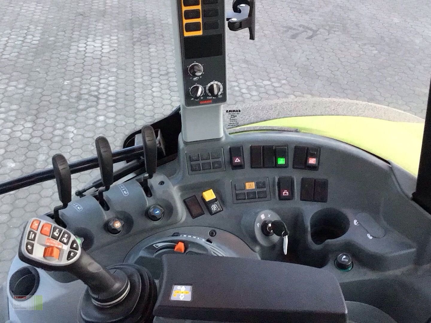 Traktor типа CLAAS Arion 440, Gebrauchtmaschine в Vohburg (Фотография 12)