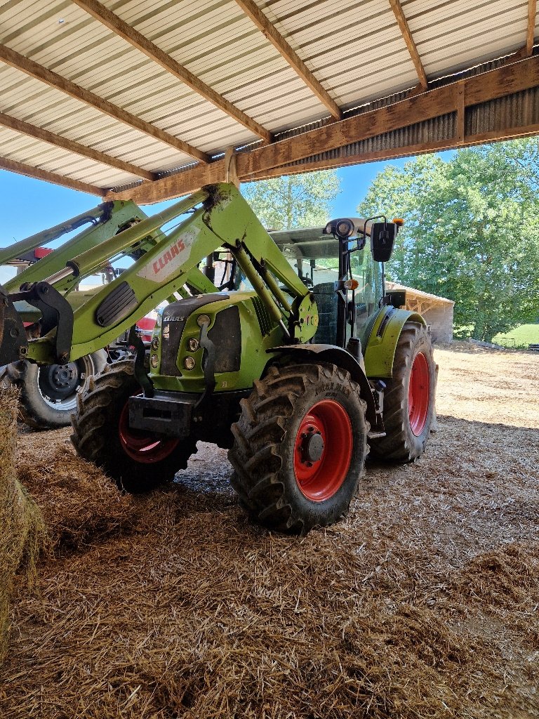 Traktor of the type CLAAS Arion 440, Gebrauchtmaschine in BRECEY (Picture 4)