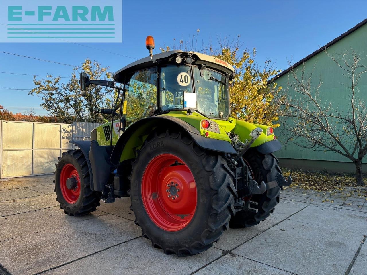 Traktor типа CLAAS Arion 440, Gebrauchtmaschine в Hamburg (Фотография 12)