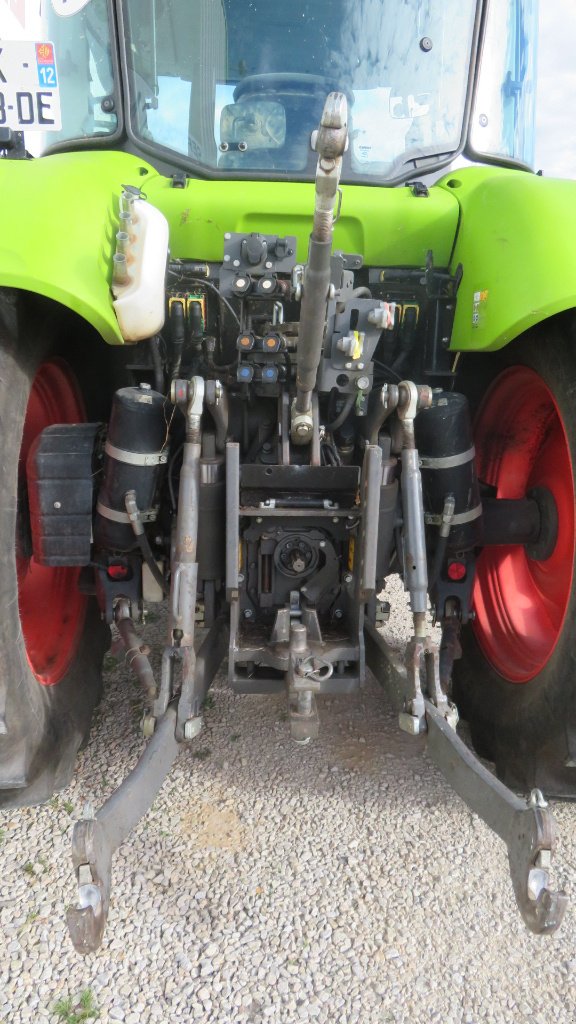 Traktor του τύπου CLAAS ARION 440, Gebrauchtmaschine σε MORLHON LE HAUT (Φωτογραφία 5)