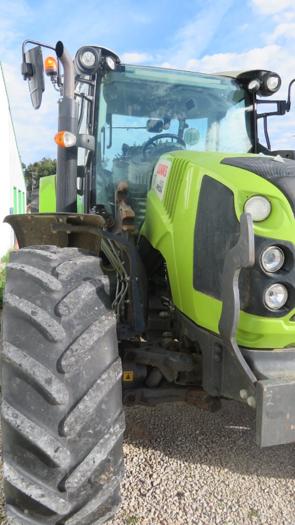 Traktor типа CLAAS ARION 440, Gebrauchtmaschine в MORLHON LE HAUT (Фотография 11)