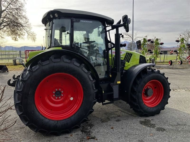 Traktor des Typs CLAAS ARION 440, Neumaschine in Grabenstätt-Erlstätt (Bild 5)