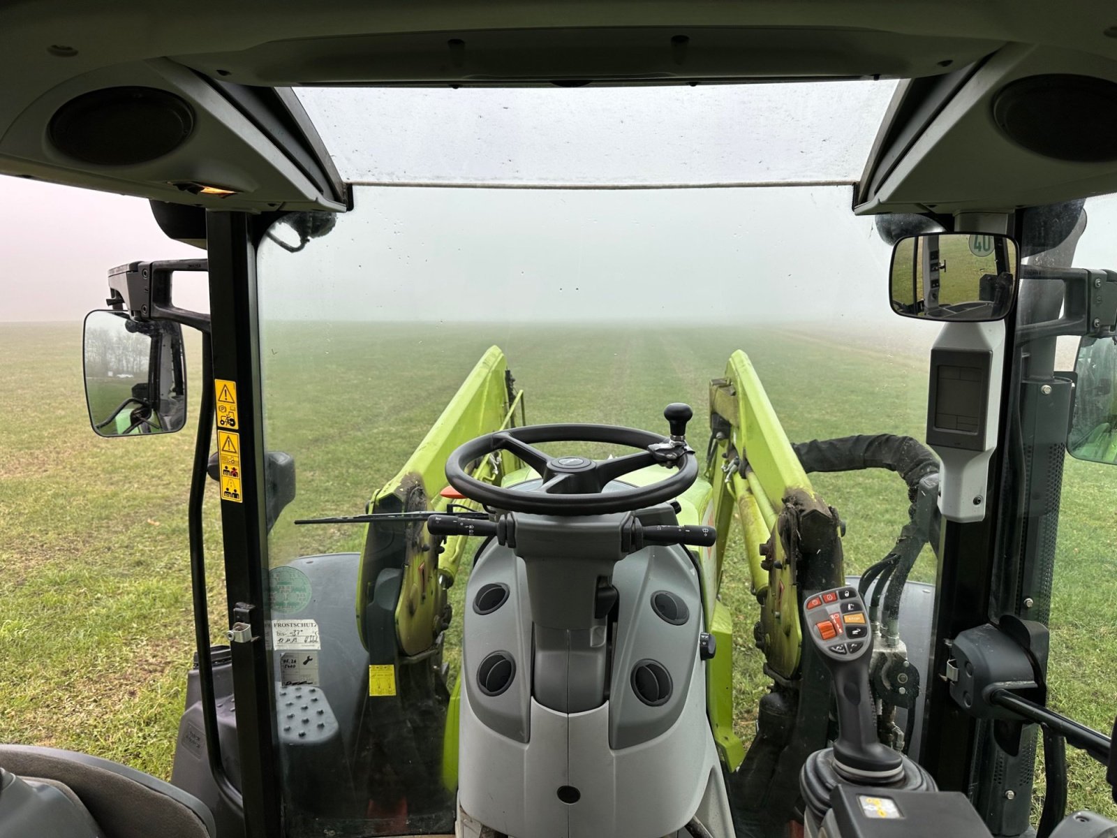 Traktor типа CLAAS Arion 440, Gebrauchtmaschine в Nellingen (Фотография 3)