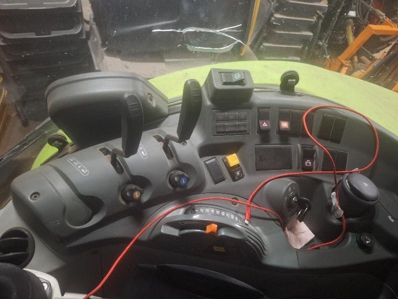 Traktor typu CLAAS ARION 440M, Gebrauchtmaschine v CHAUMONT (Obrázek 3)