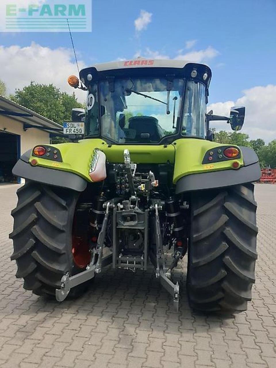 Traktor des Typs CLAAS arion 450 cis +frontlader fl 100 c, Gebrauchtmaschine in NEUENDORF AM SPECK (Bild 2)