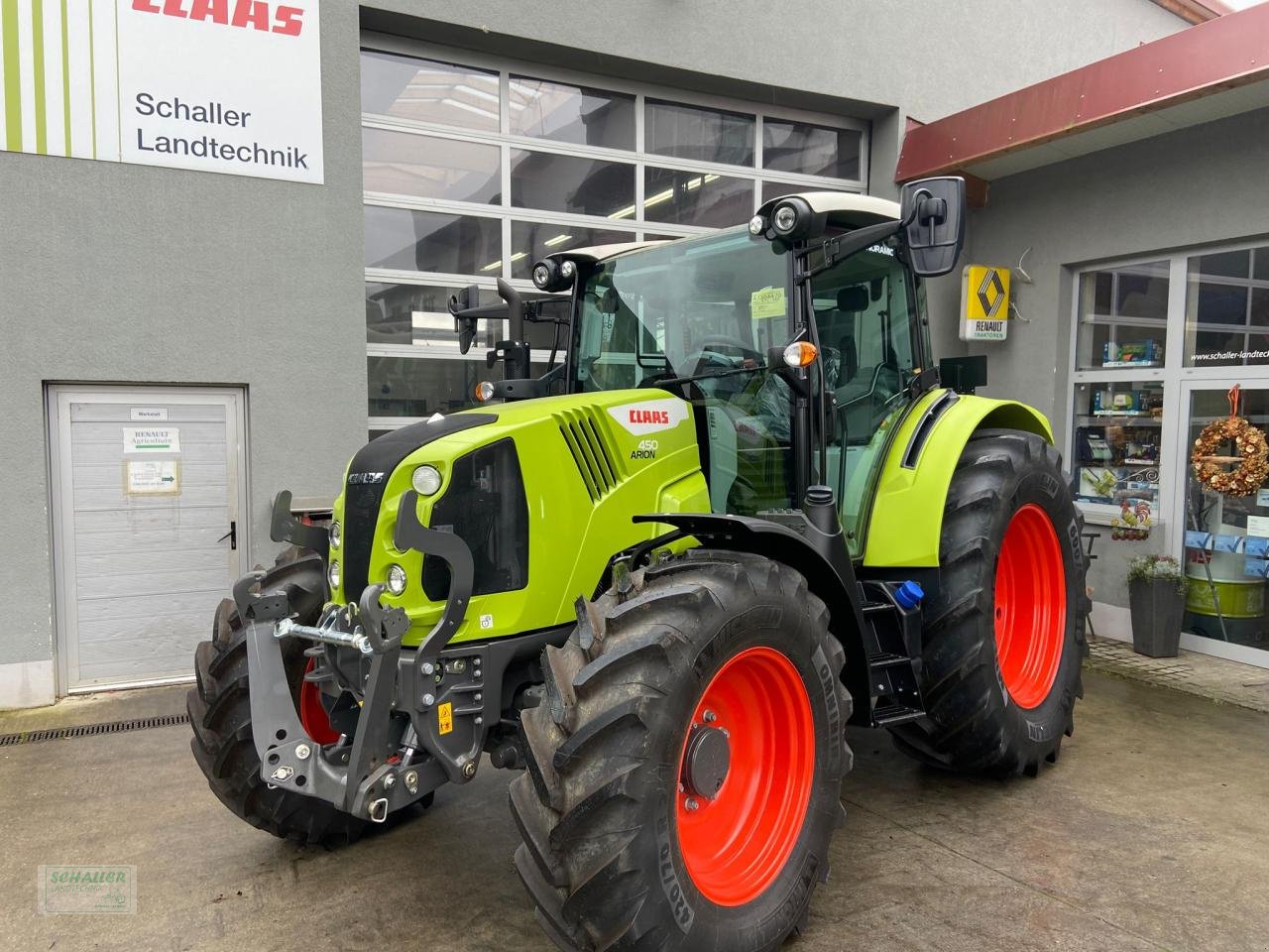Traktor van het type CLAAS Arion 450 CIS neu FHZ gefederte Vorderachse, Neumaschine in Geiselhöring (Foto 2)