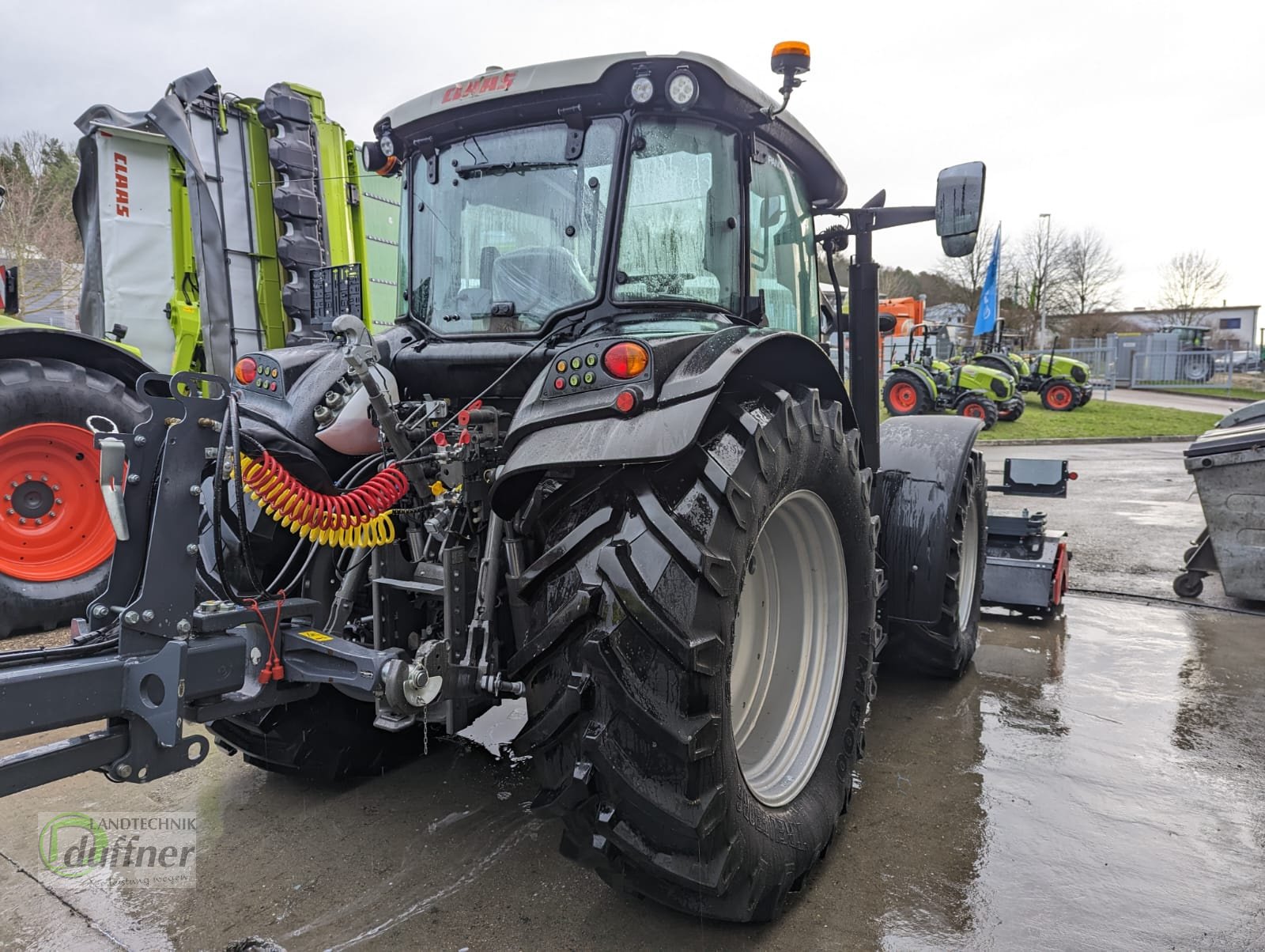 Traktor of the type CLAAS Arion 450 CIS PANORAMIC, Gebrauchtmaschine in Hohentengen (Picture 4)