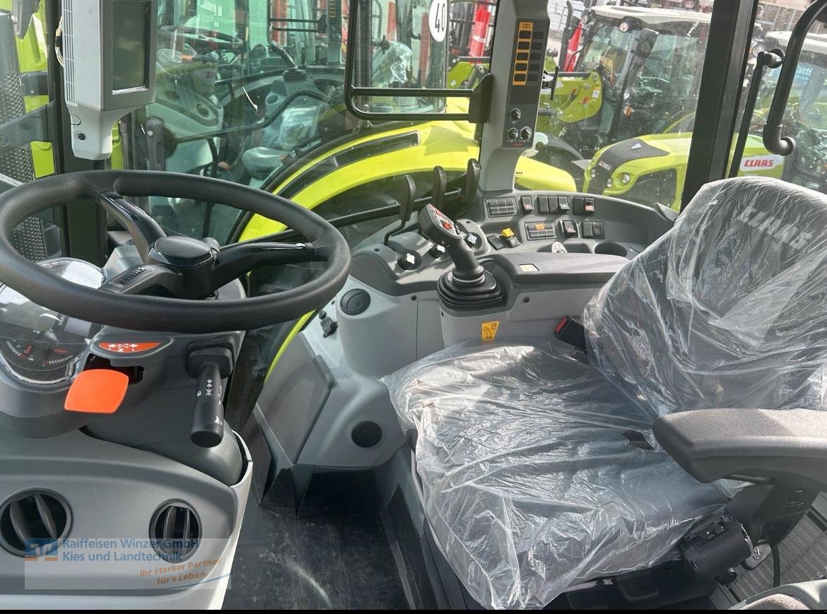 Traktor του τύπου CLAAS Arion 450 CIS PANORAMIC, Neumaschine σε Winzer (Φωτογραφία 5)