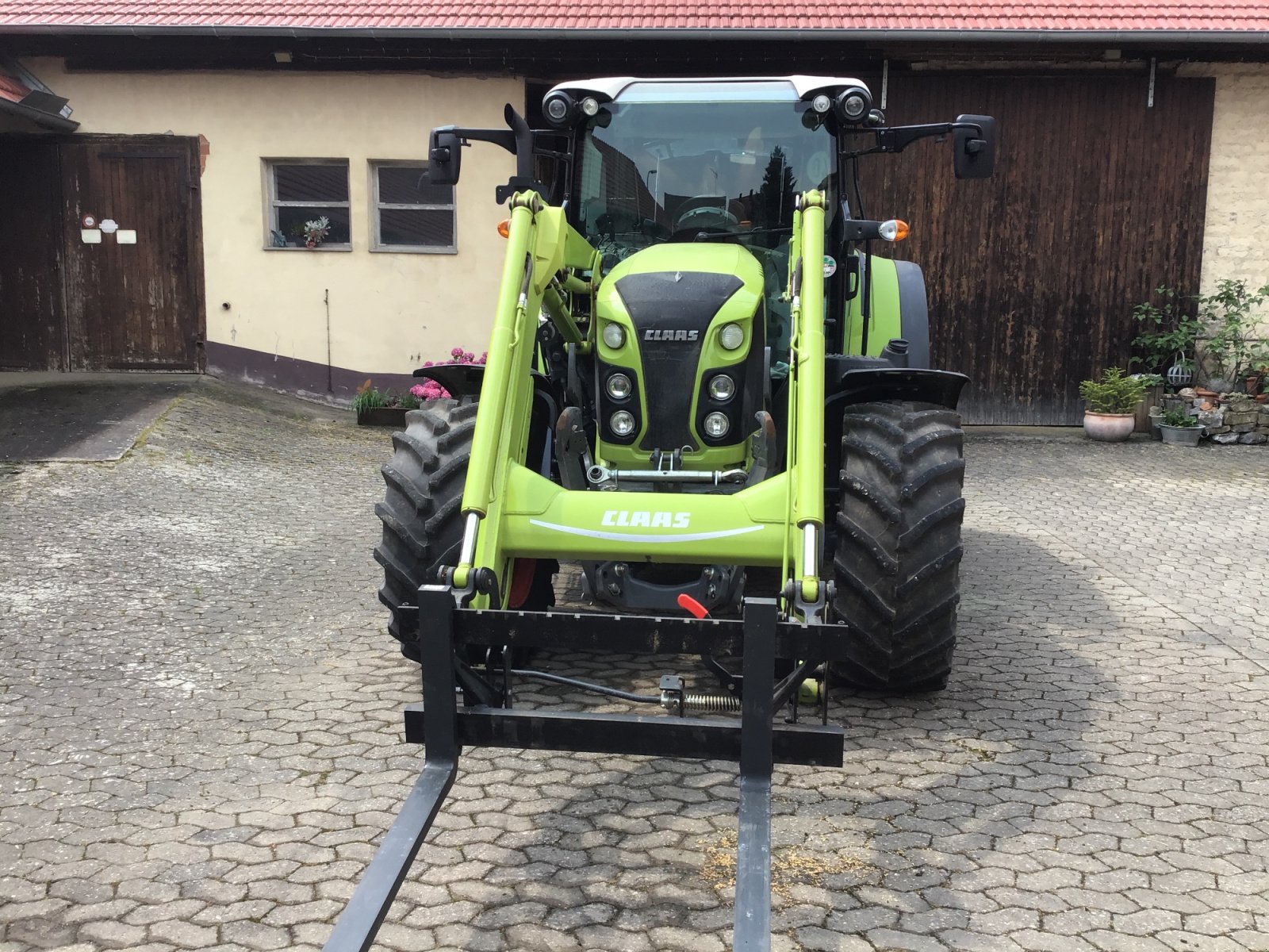Traktor типа CLAAS Arion 450 CIS PANORAMIC, Gebrauchtmaschine в Bergtheim (Фотография 1)